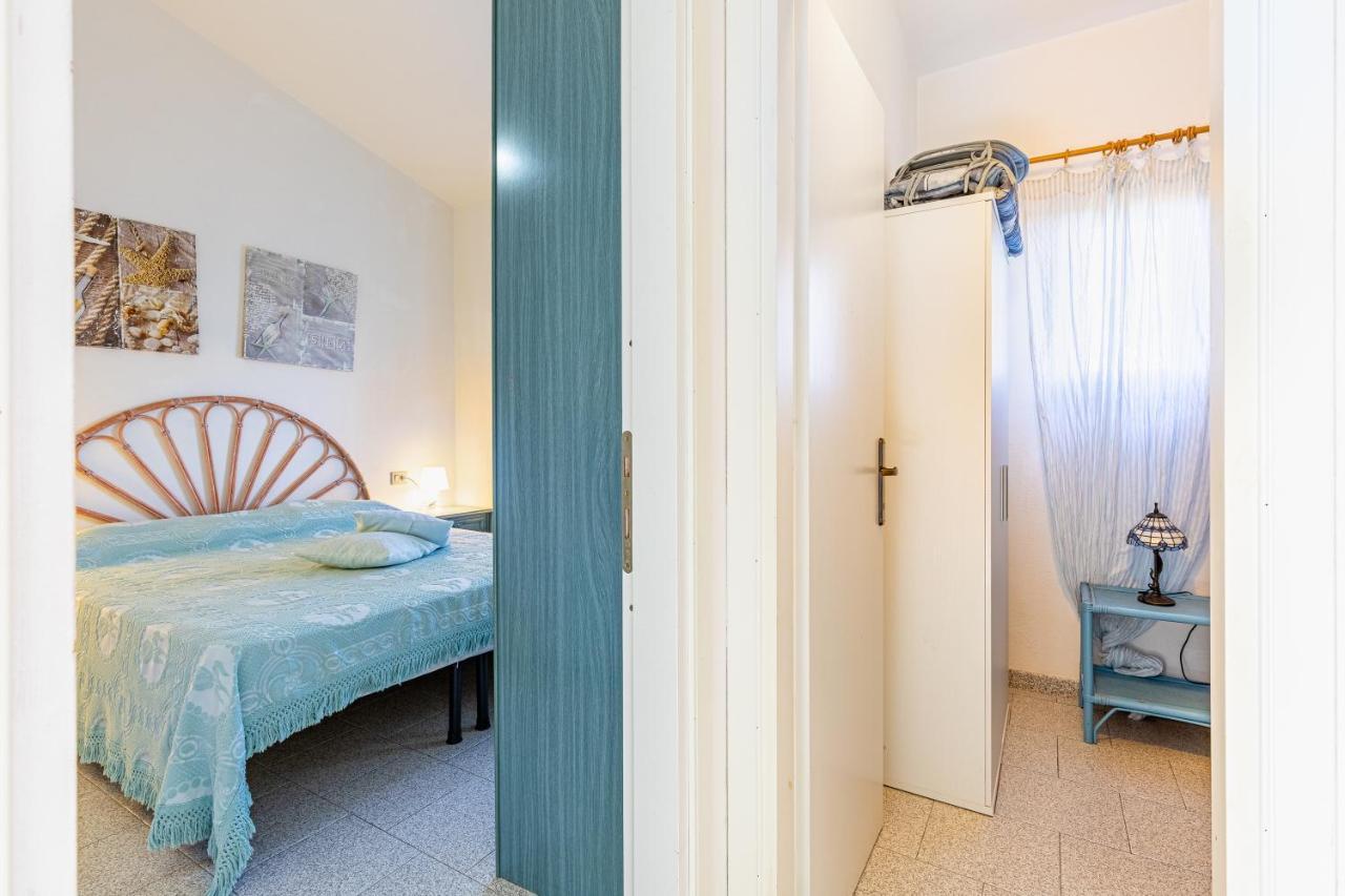 Апартаменты Trilocale A 200 Mt Dal Centro Сан-Теодоро Экстерьер фото